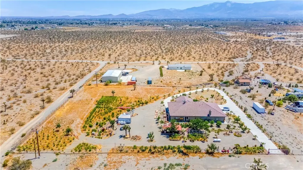 3789 Luna Road, Phelan, CA 92371 - Image #1