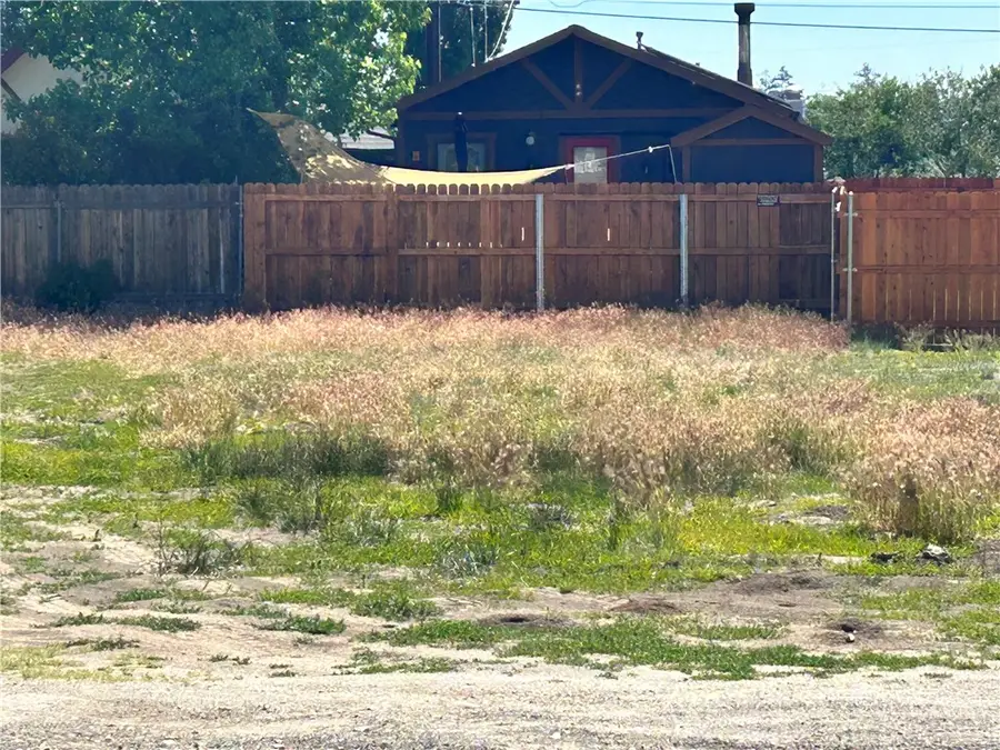 900 Greenway Drive, Big Bear City, CA 92314 - Image #2