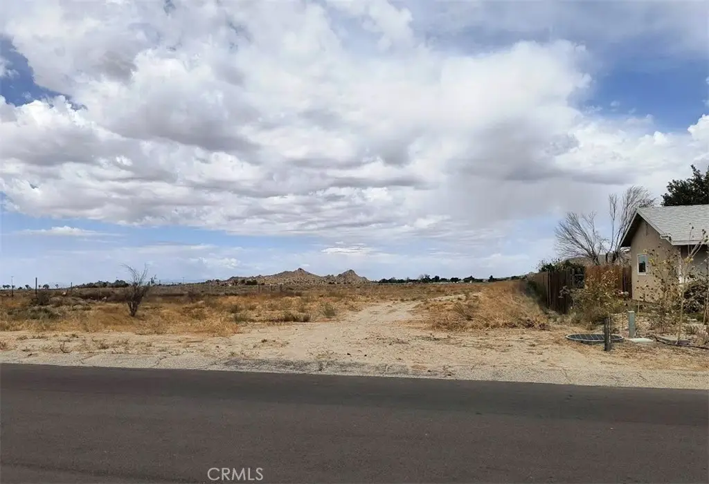 15145 Vac/newmont Ave/ Nog Avenue N8, Lake Los Angeles, CA 93535 - Image #1