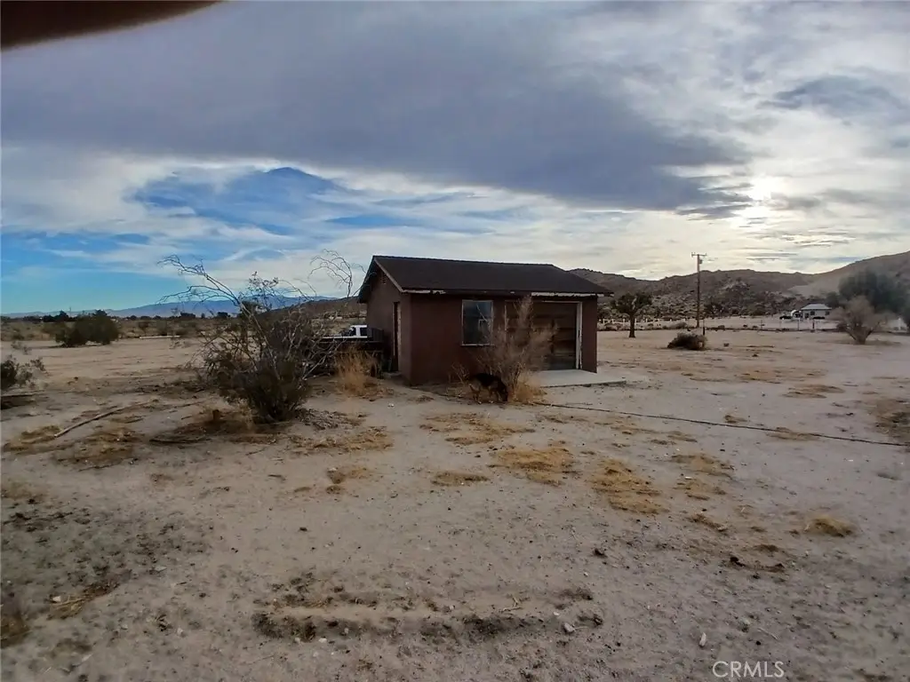 20273 Grey Mountain Road, El Mirage, CA 92301 - Image #1