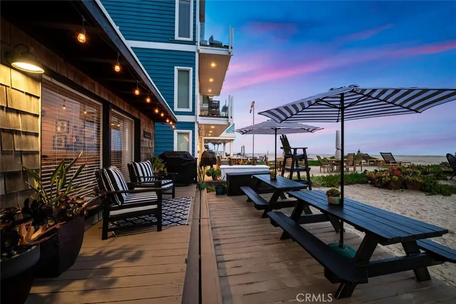 27 A Surfside Avenue, Seal Beach, CA 90743 - Image #2