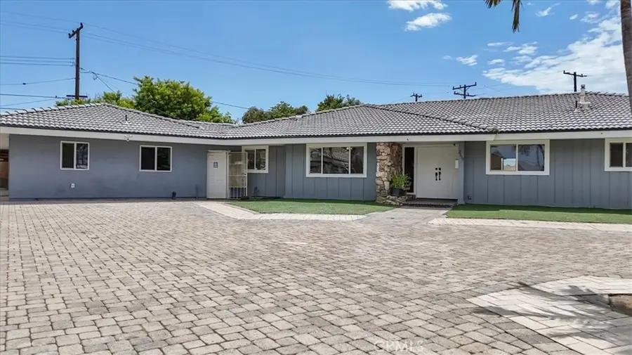 2550 W Rowland Avenue, Anaheim, CA 92804 - Image #2
