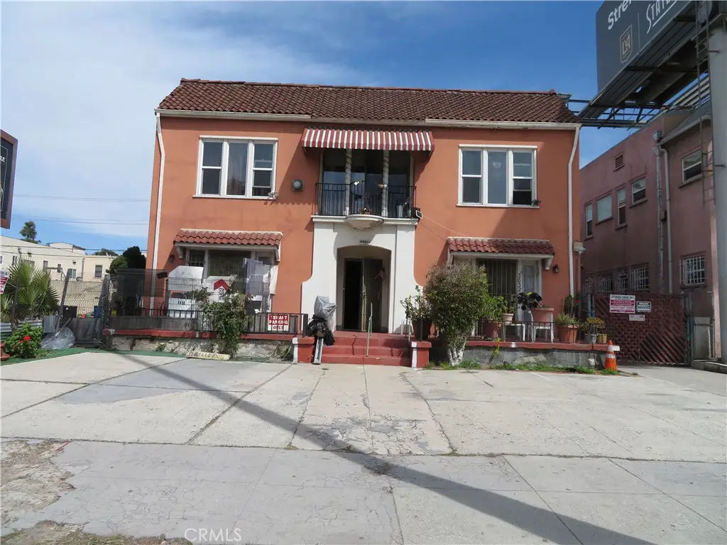 3830 S Figueroa Street, Los Angeles, CA 90037 - #1
