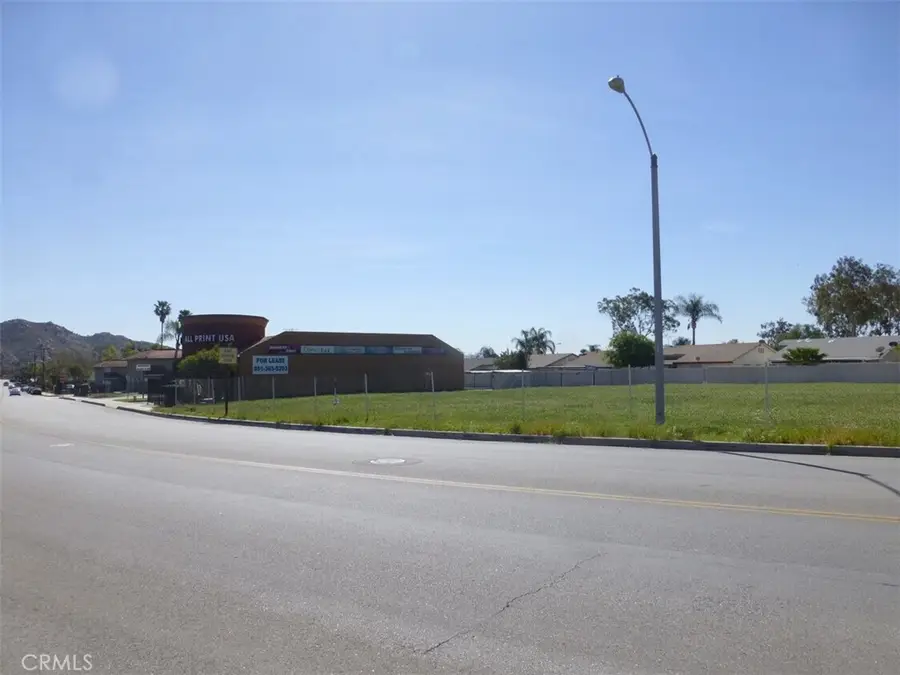 5754 Tilton Avenue, Jurupa Valley, CA 92509 - Image #3