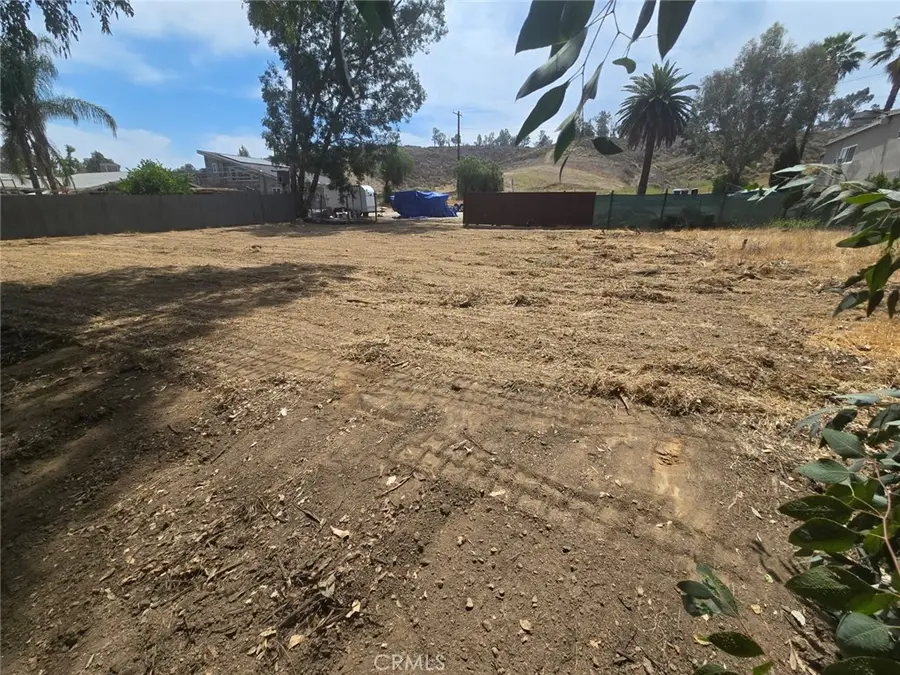 30527 Illinois Street, Lake Elsinore, CA 92530 - Image #2