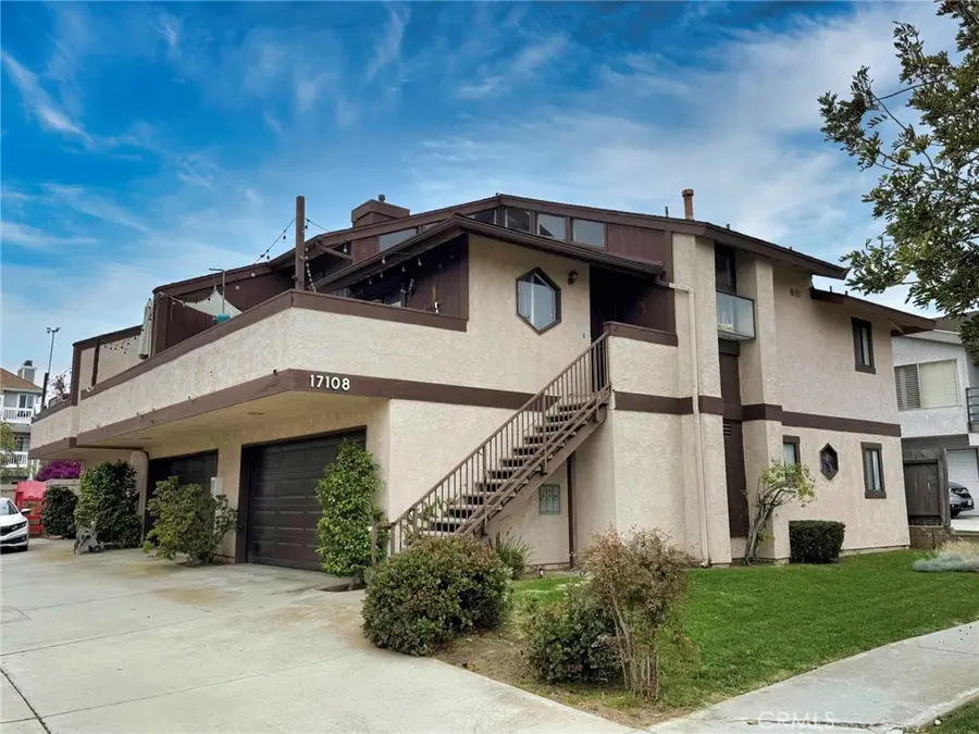 17108 Sims Lane, Huntington Beach, CA 92649 - Image #2