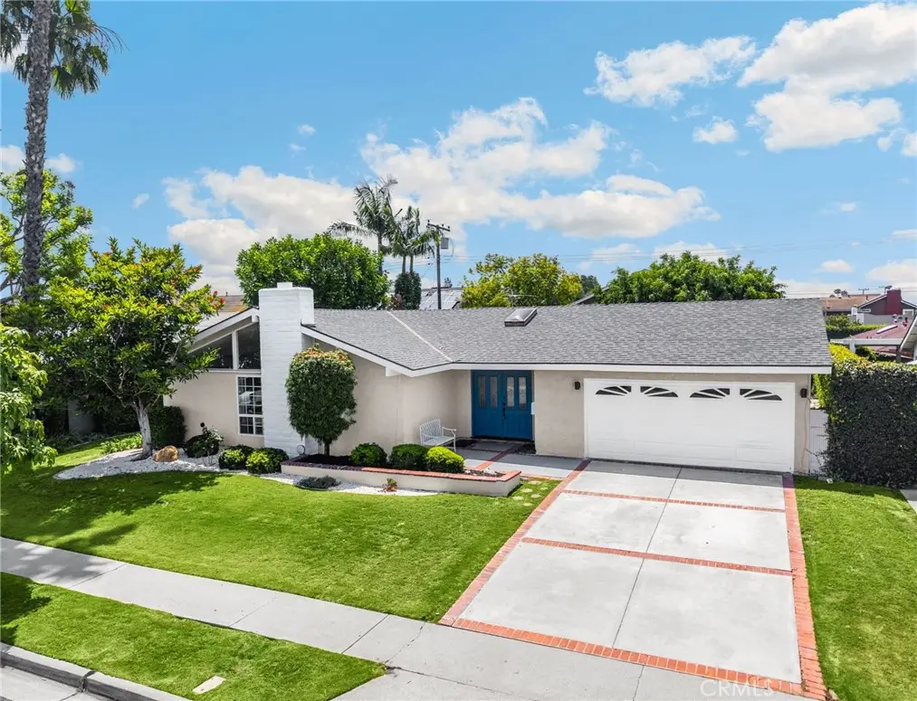 208 Somerset Drive, Placentia, CA 92870 - #1