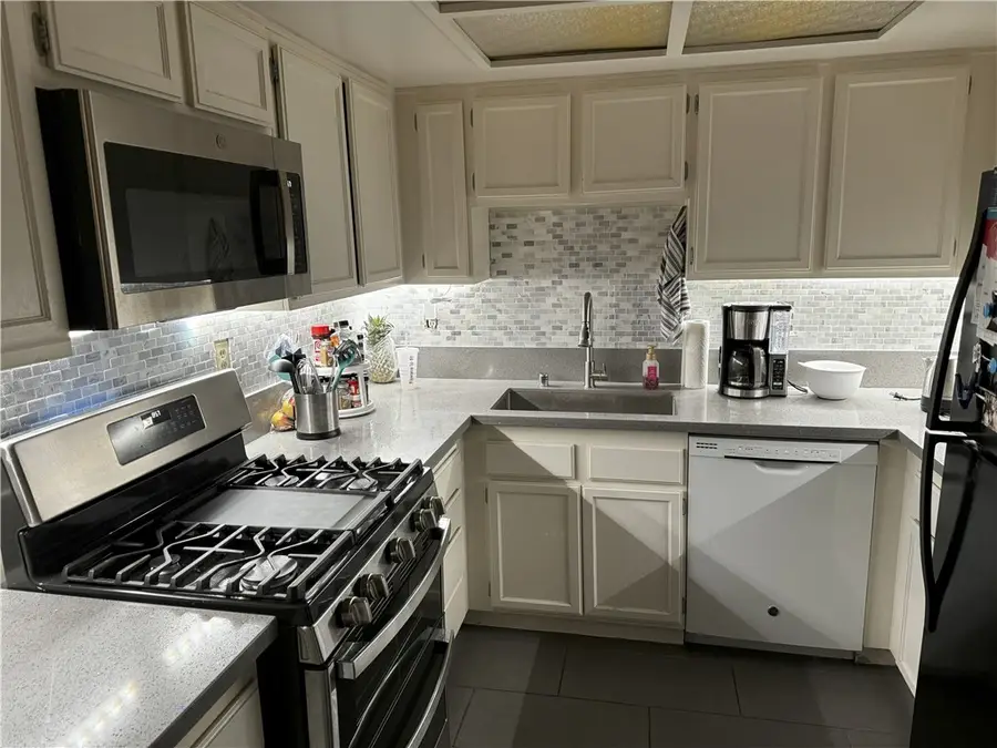 2380 W Orangethorpe Avenue #14, Fullerton, CA 92833 - #3