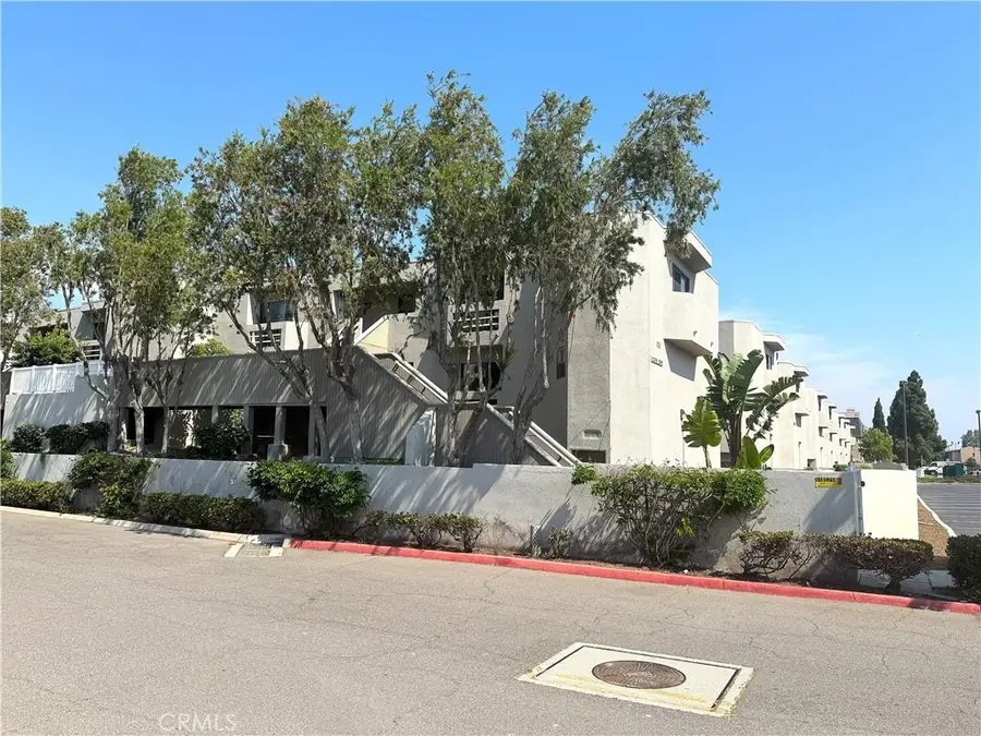 12584 Montecito Road #5, Seal Beach, CA 90740 - Image #2