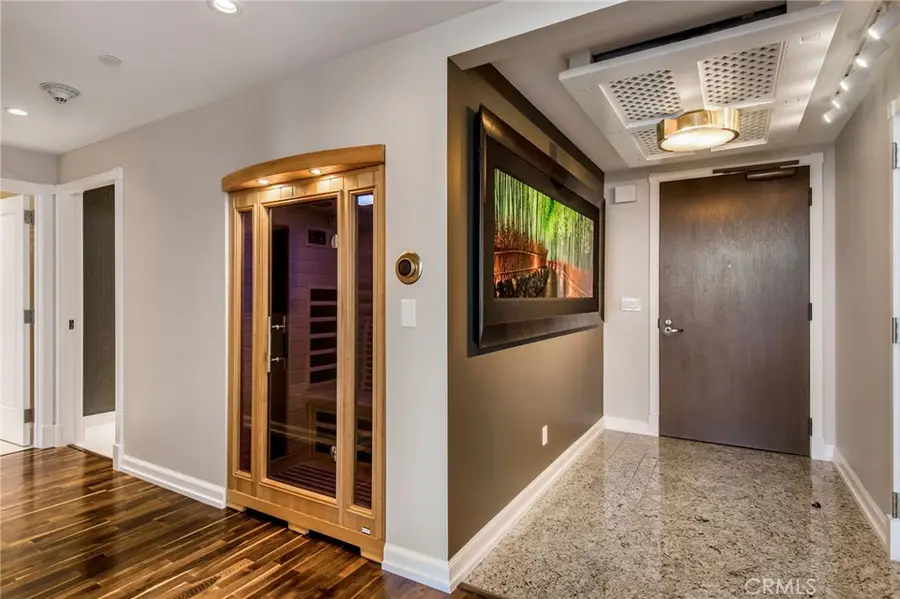 900 W Olympic Boulevard #38D, Los Angeles, CA 90015 - #3