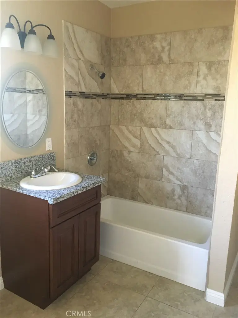 983 Wall Avenue, San Bernardino, CA 92410 - Image #3