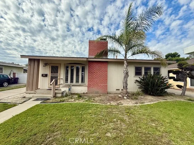 2381 N Bellflower Boulevard, Long Beach, CA 90815 - Image #2