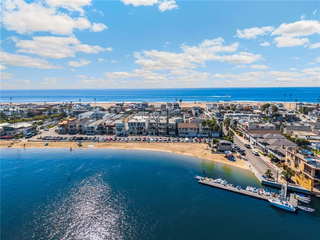 1819 1/2 W Bay Avenue #B, Newport Beach, CA 92663 - Image #1