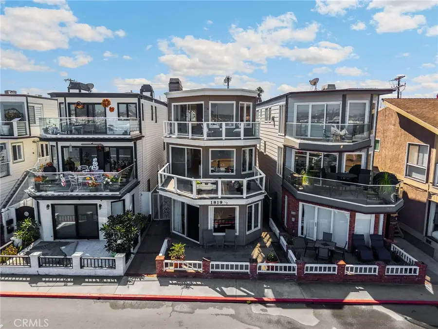 1819 1/2 W Bay Avenue #B, Newport Beach, CA 92663 - Image #2