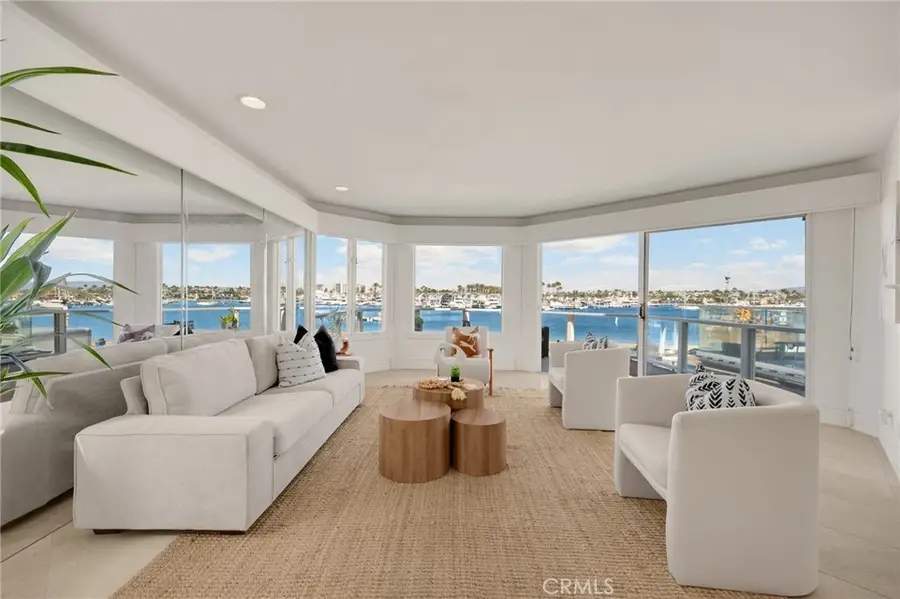 1819 1/2 W Bay Avenue #B, Newport Beach, CA 92663 - Image #3
