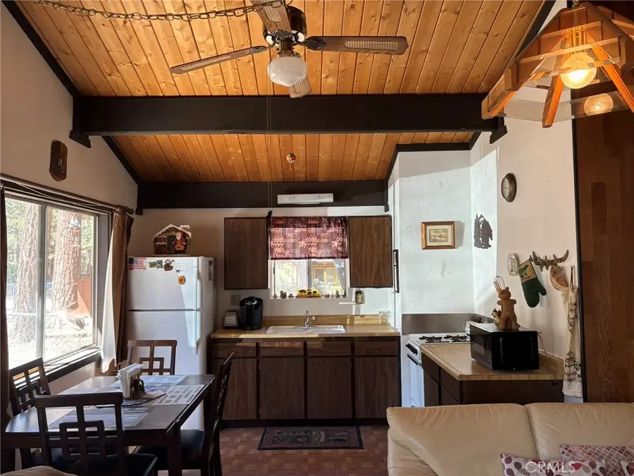 343 Holmes Lane, Sugarloaf, CA 92386 - #3