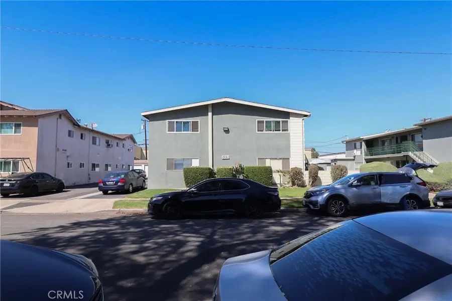 2221 2227 E Westport, Anaheim, CA 92806 - Image #2