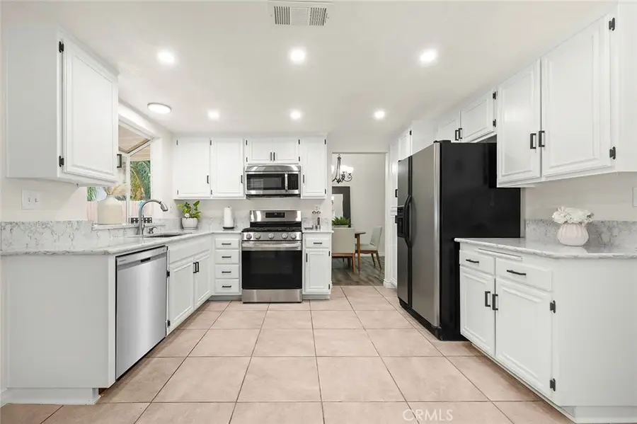 34225 Via Buena, Yucaipa, CA 92399 - Image #3