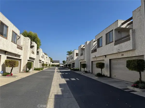 8206 Maureen Drive, Midway City, CA 92655