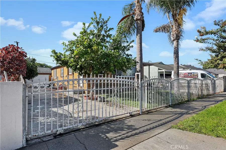 1620 E Mcmillan, Compton, CA 90221 - Image #2