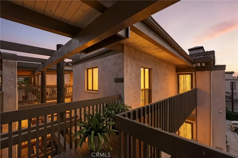 7327 Marina Pacifica S, Long Beach, CA 90803 - Image #3