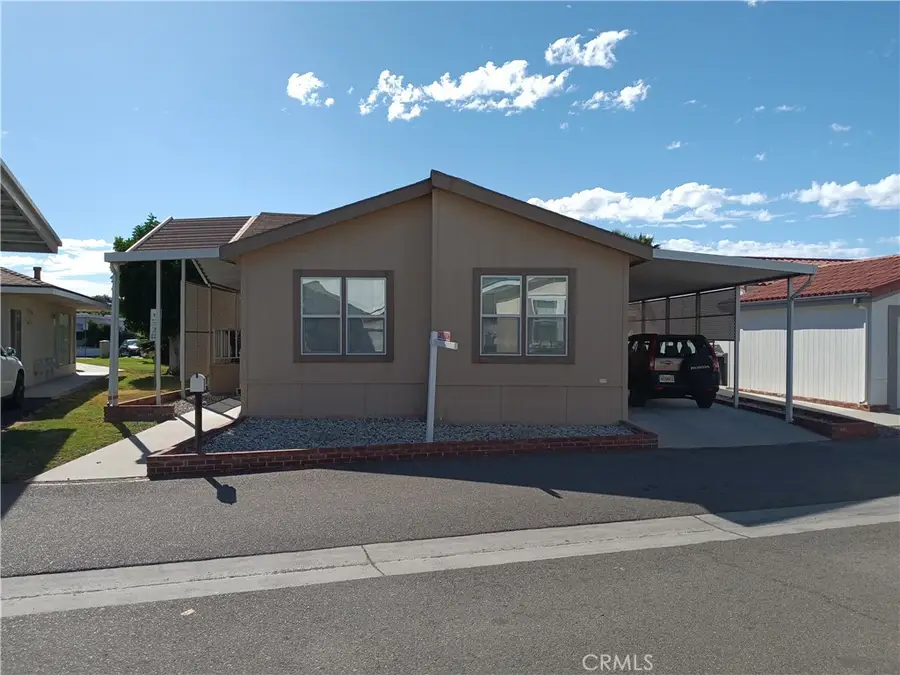 26 Magnolia Via, Anaheim, CA 92801 - Image #3