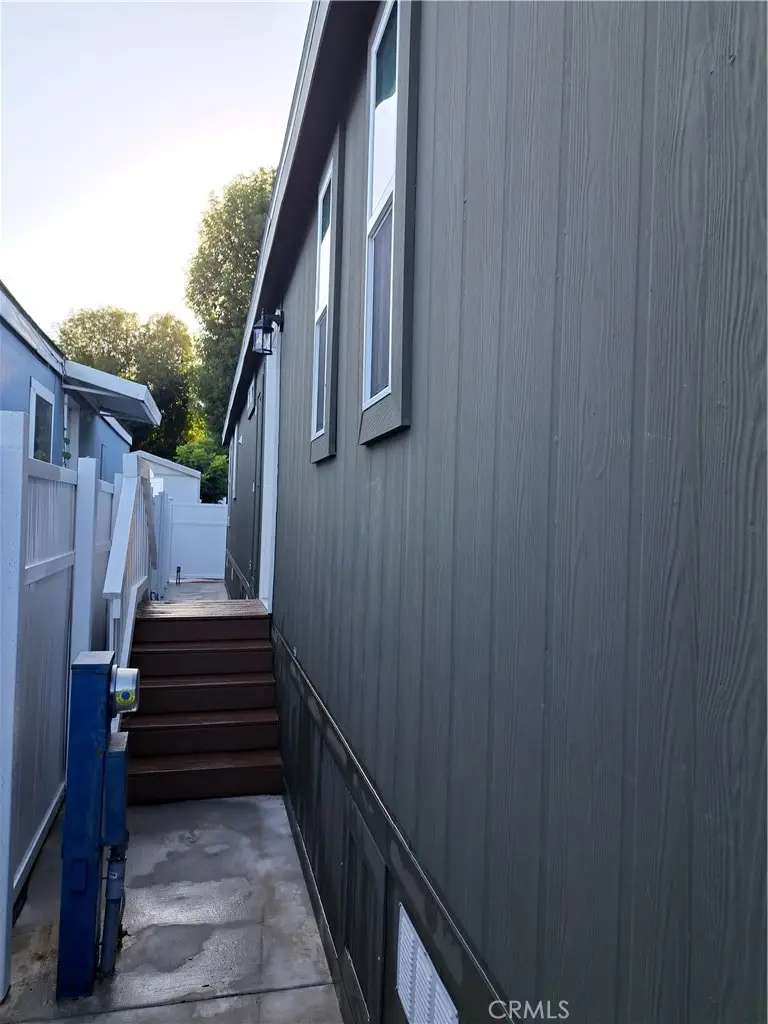 400 E. Arbor St. #1, Long Beach, CA 90805 - Image #2