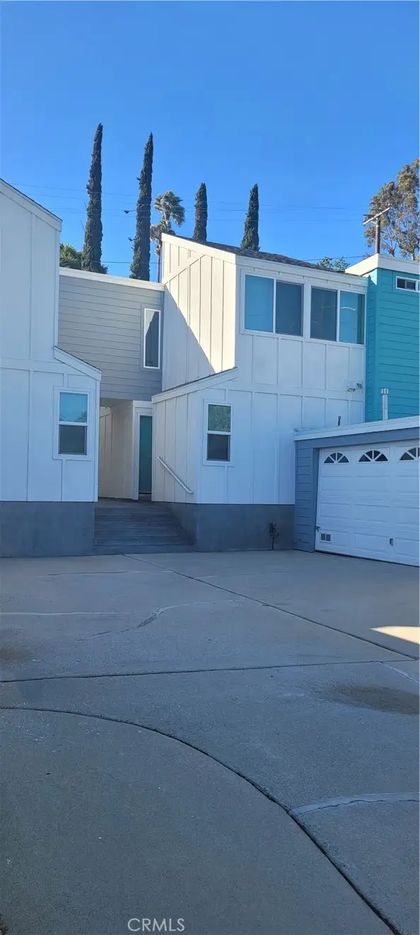 5519 S La Cienega Boulevard S, Los Angeles, CA 90056 - Image #1