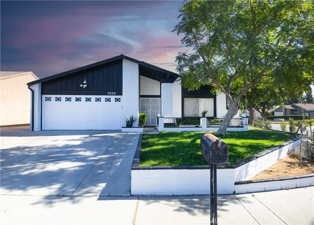 7000 Batavia, Riverside, CA 92503 - #1