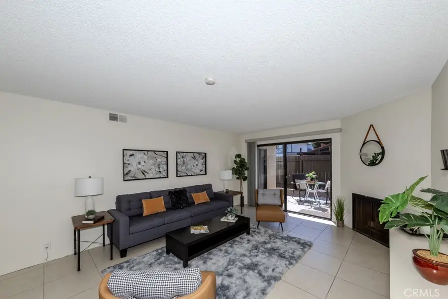 1460 E Willow Street #103, Signal Hill, CA 90755 - Image #2