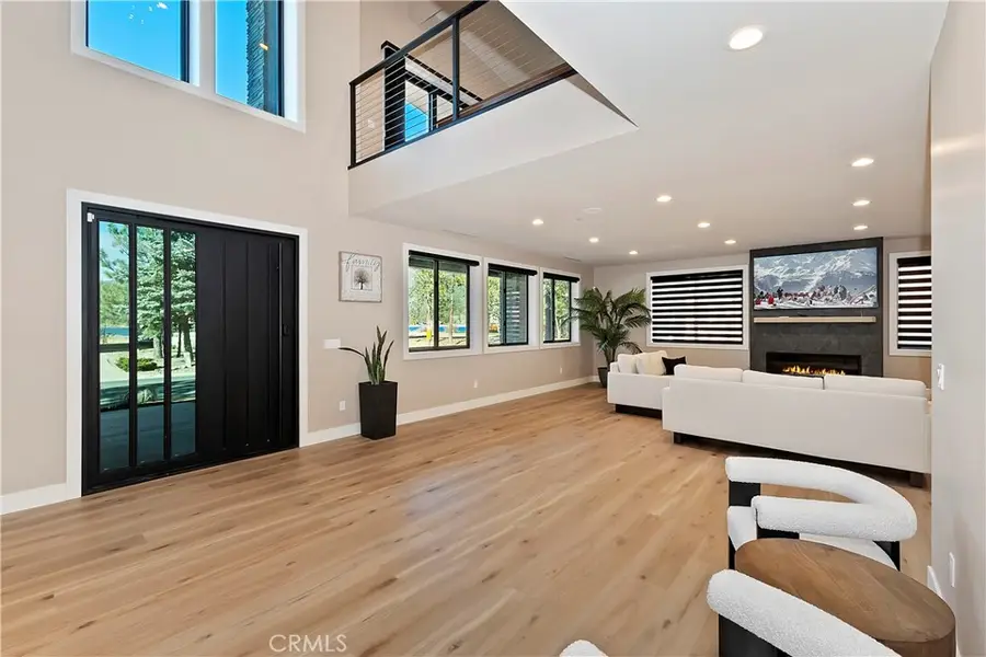 361 Meadow Circle N, Big Bear Lake, CA 92315 - Image #2