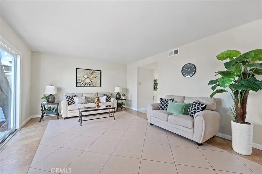 8244 Henderson Green, Buena Park, CA 90621 - Image #2
