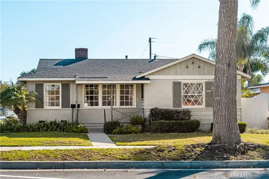 1006 W Maple Avenue, Orange, CA 92868 - Image #2