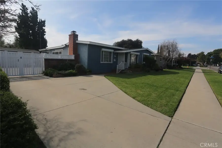 5624 E Vernon Street, Long Beach, CA 90815 - Image #3