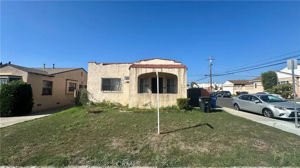 407 S Vancouver Avenue, Los Angeles, CA 90022 - #1