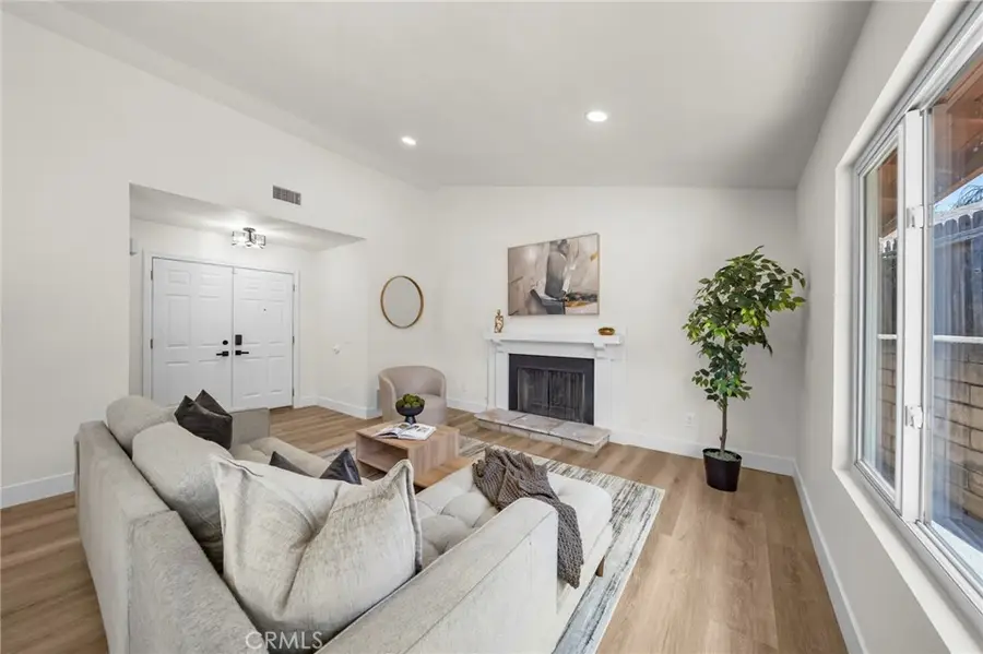 29589 Mira Loma Drive, Temecula, CA 92592 - Image #2