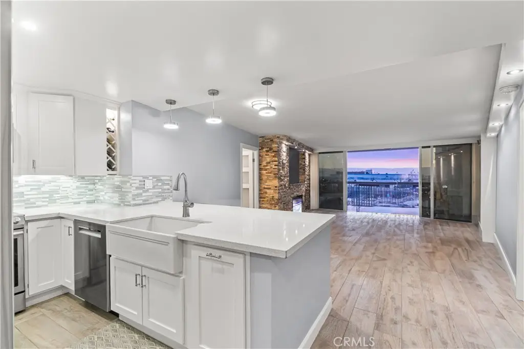 700 E Ocean Boulevard #1208, Long Beach, CA 90802 - Image #1