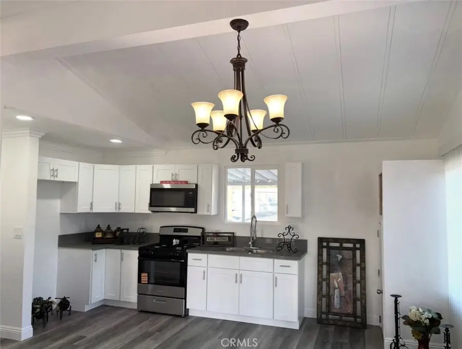 8787 Locust Ave, Fontana, CA 92335 - Image #3