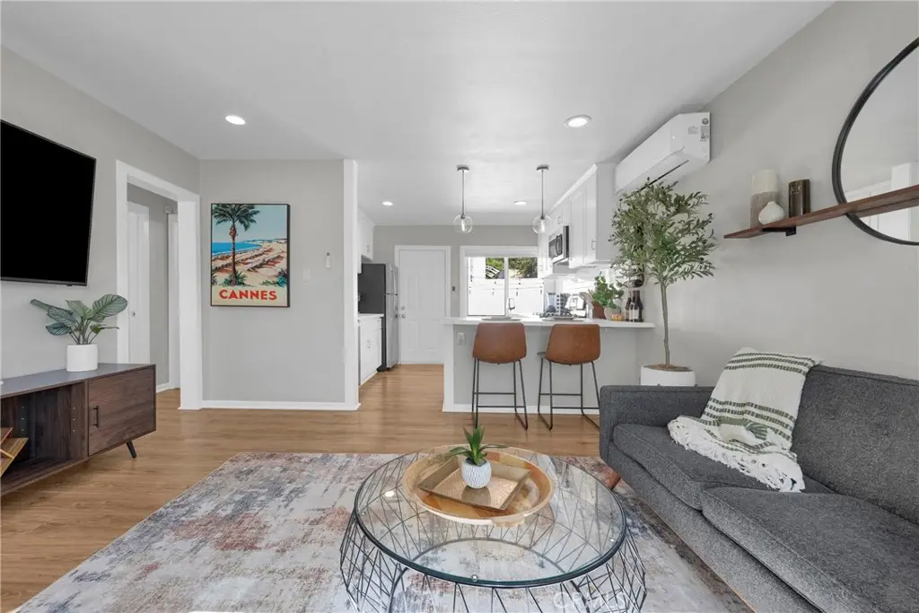 2701 E 17th Street E, Long Beach, CA 90804 - #1