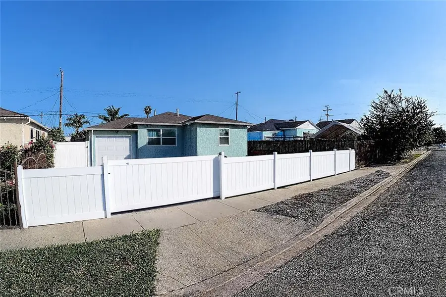 1808 N Grape, Compton, CA 90222 - #2