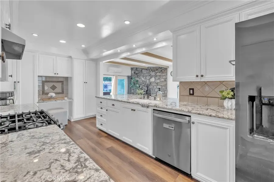 3220 Ostrom, Long Beach, CA 90808 - Image #3