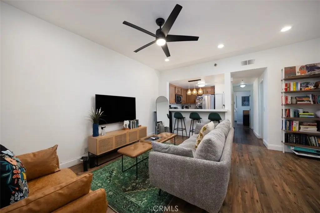 720 W 4th #110, Long Beach, CA 90802 - #1