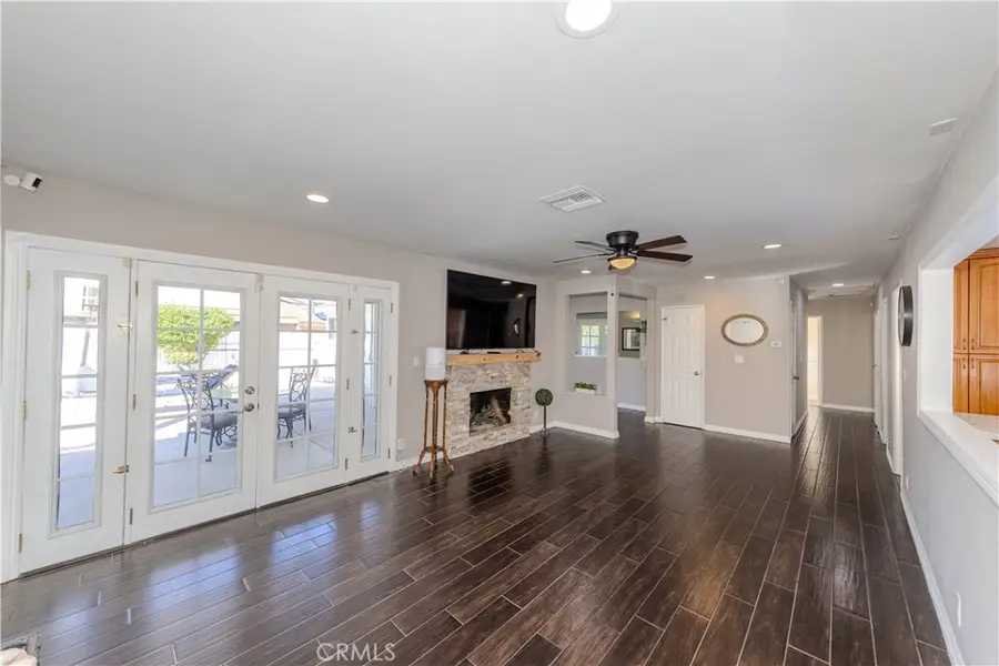 135 N Laurie Ann Lane, Anaheim, CA 92807 - #2