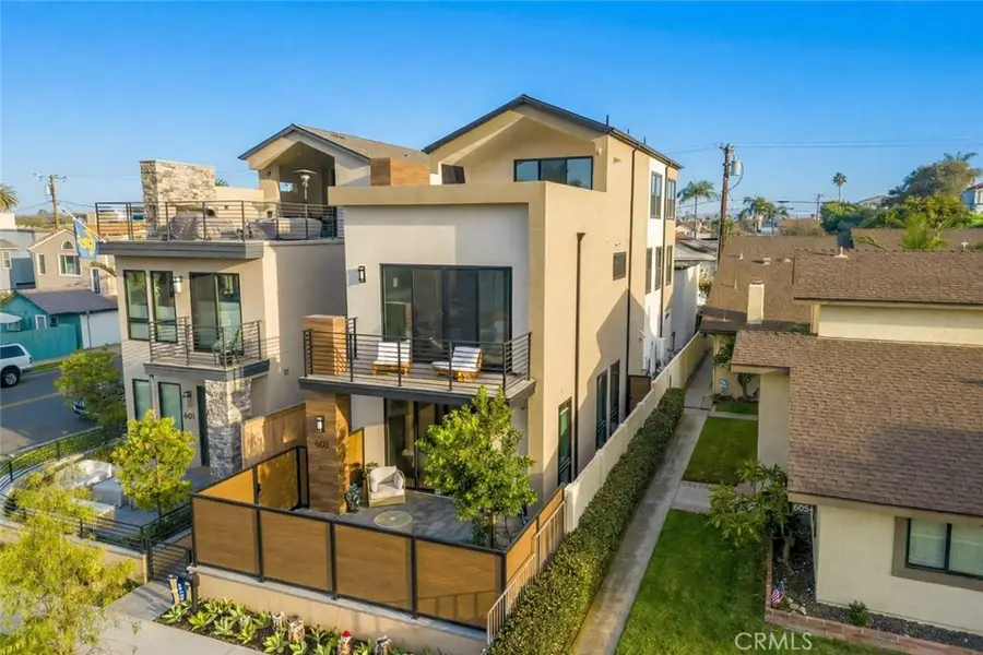 603 Delaware Street, Huntington Beach, CA 92648 - #2