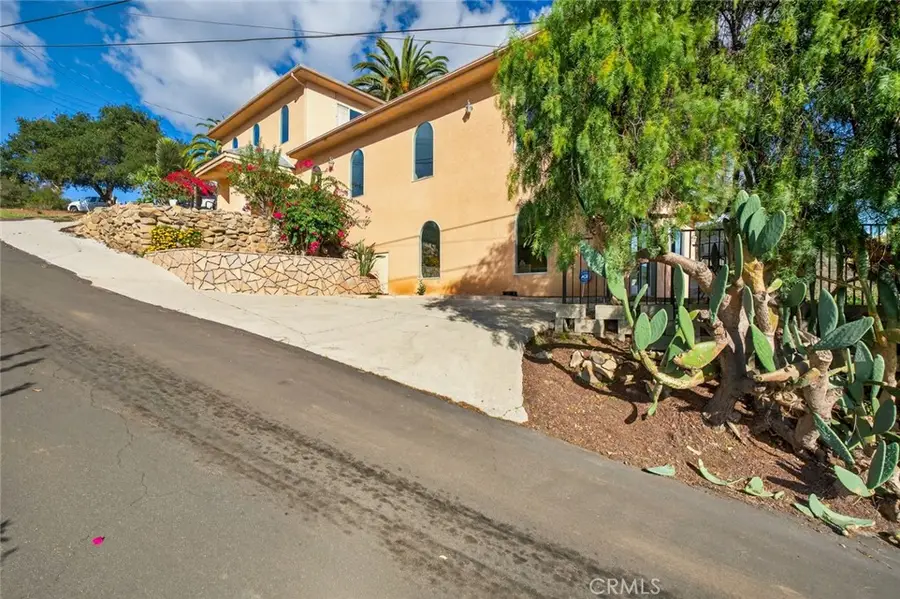 20227 Ash Lane, Escondido, CA 92029 - #2