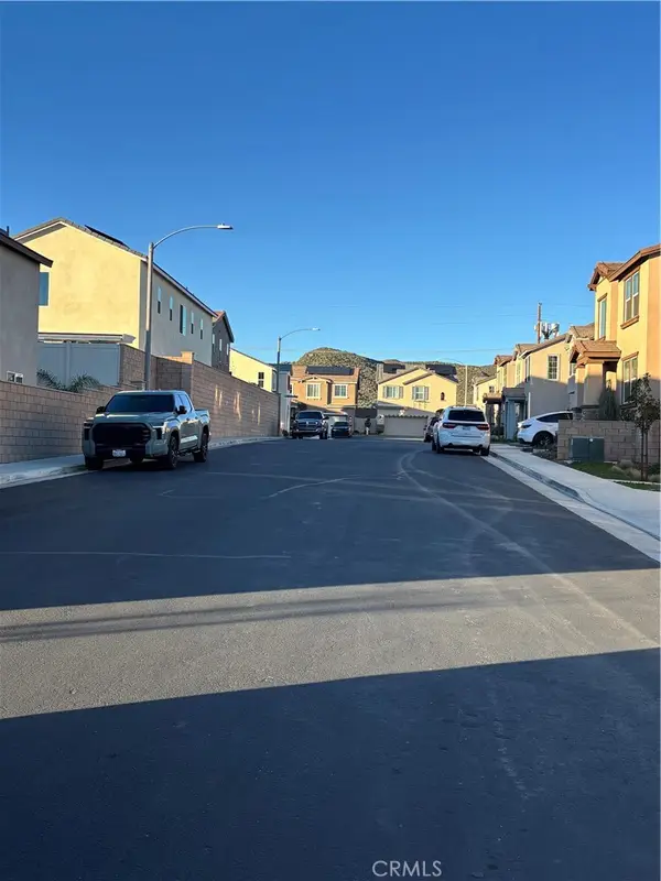 533 Pablo Road, Lake Elsinore, CA 92530