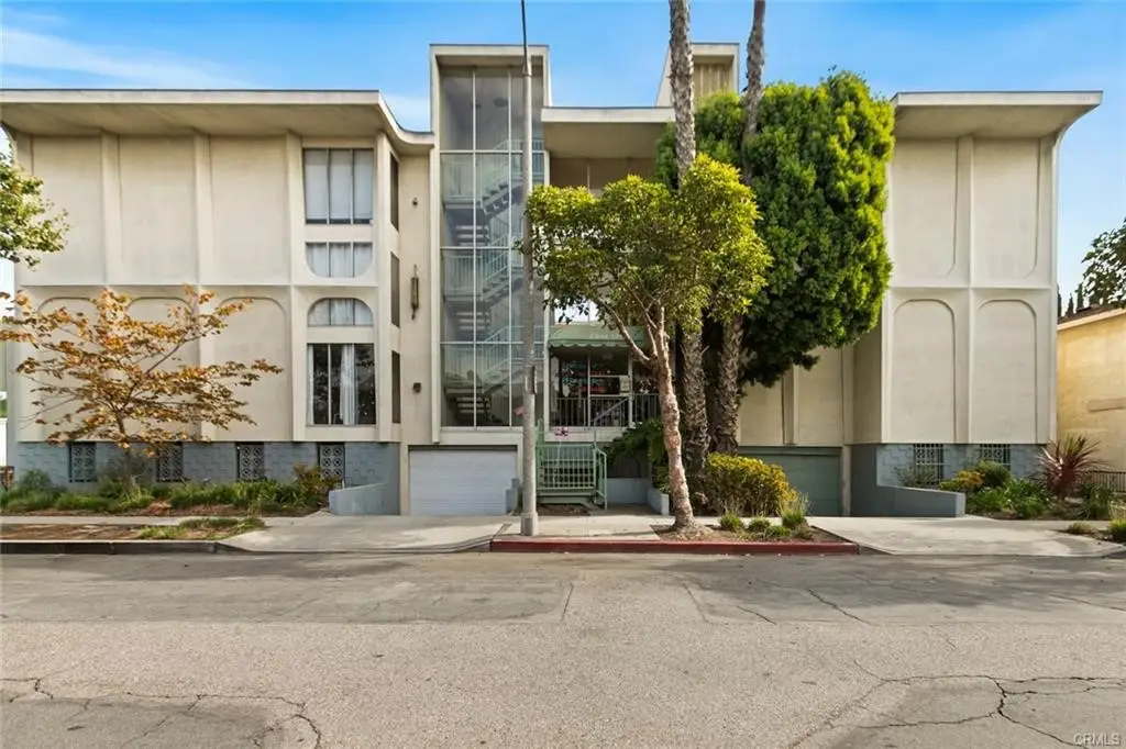 334 Gladys Avenue #305, Long Beach, CA 90814 - Image #1