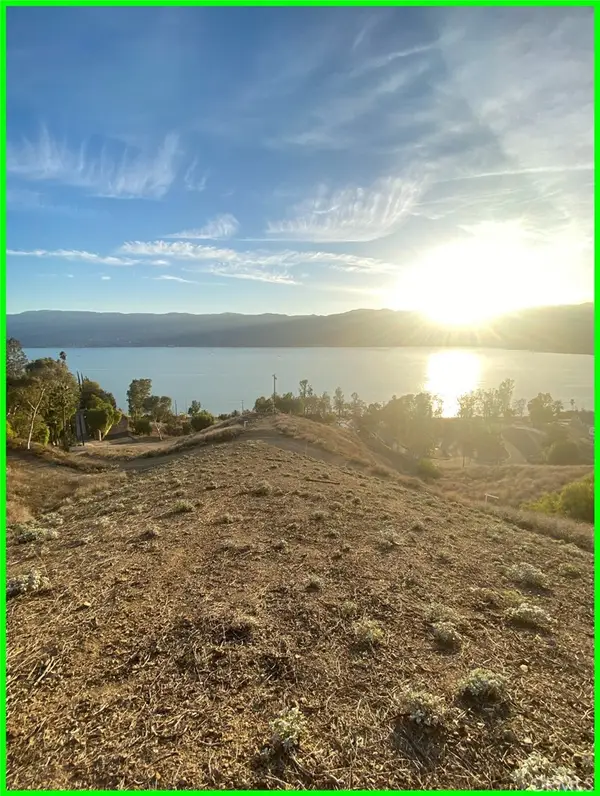 1 Barkschat Drive, Lake Elsinore, CA 92530