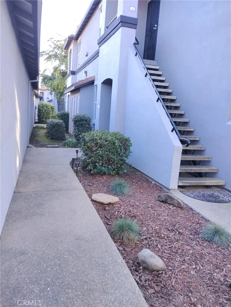 5201 Unit 27 Laguna Oaks, Elk Grove, CA 95758 - Image #1