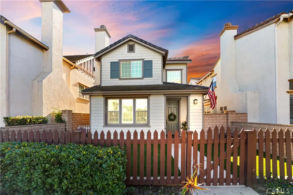 864 Calaveras, Corona, CA 92878 - #1